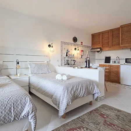 Daire Jc House - T0 - Smart - By Bedzy Albufeira